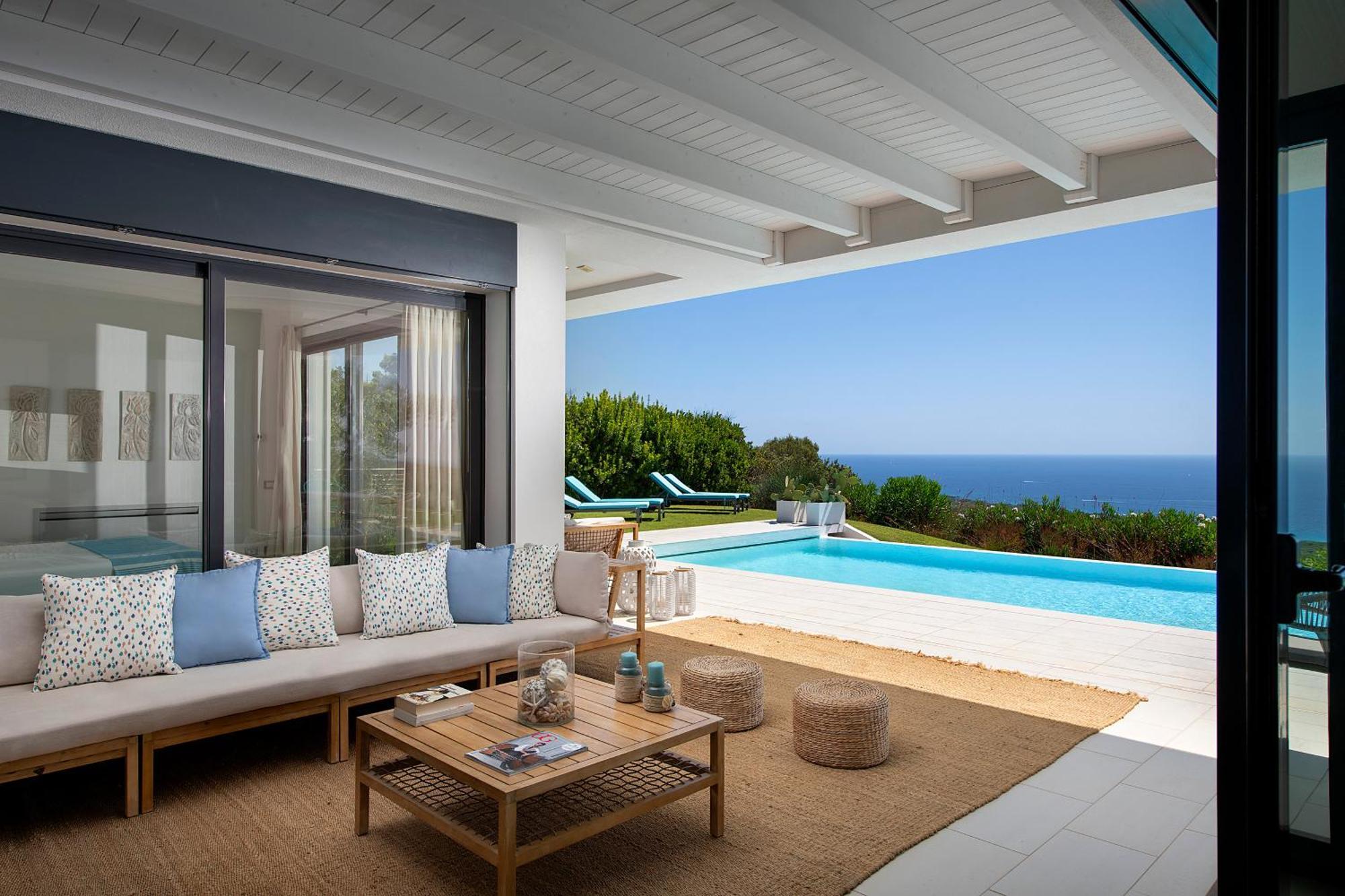 Villa Marita - Luxury Villa With Infinity Pool - Sud Sardegna Chia Exterior photo