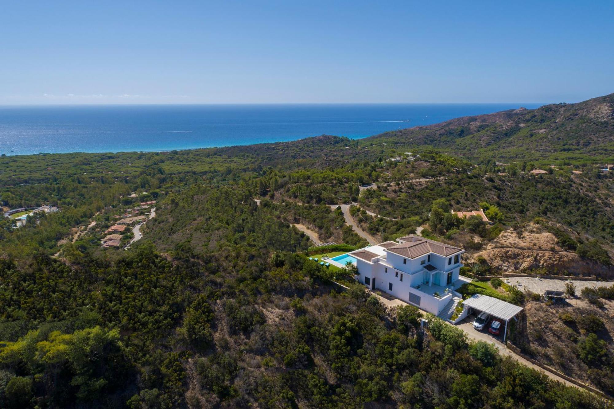 Villa Marita - Luxury Villa With Infinity Pool - Sud Sardegna Chia Exterior photo