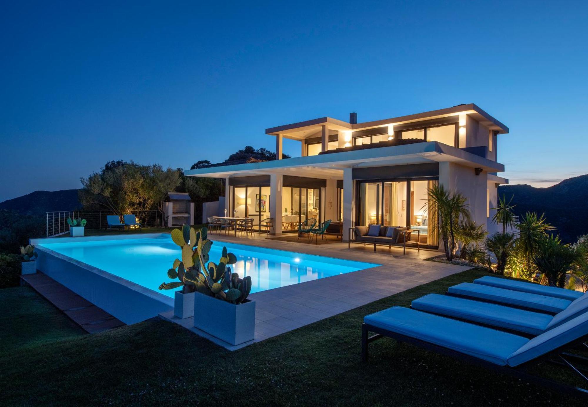 Villa Marita - Luxury Villa With Infinity Pool - Sud Sardegna Chia Exterior photo